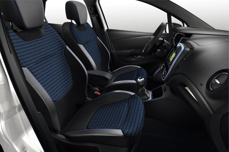Интерьер Renault Captur Wave Limited Edition 2016 года  (фото 5 из 7)
